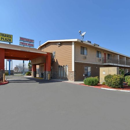 Americas Best Value Inn & Suites-East Bakersfield Exterior foto