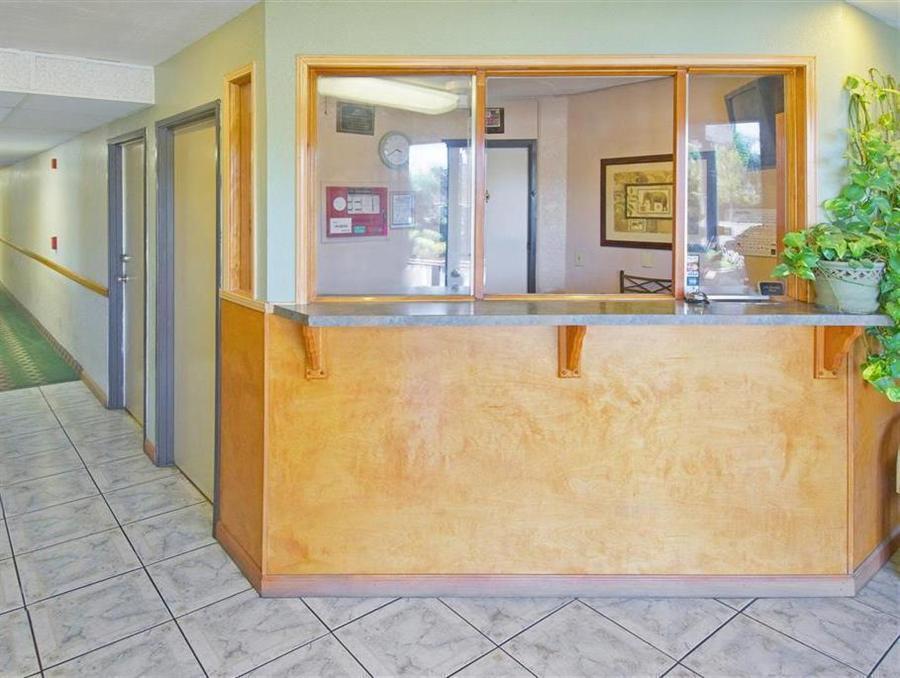 Americas Best Value Inn & Suites-East Bakersfield Exterior foto